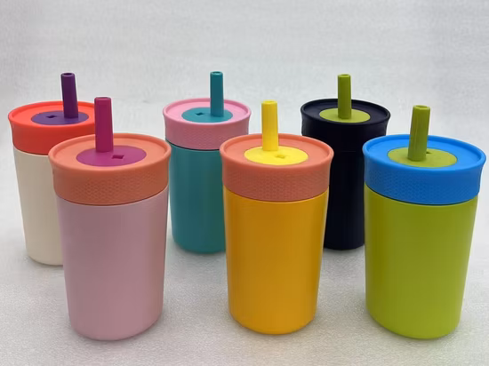 Garrafa de água escolar infantil de aço inoxidável com canudo